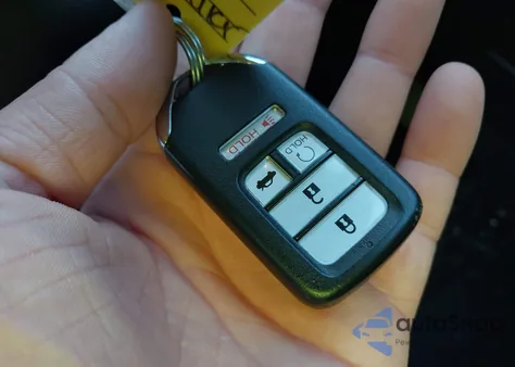 2016 Honda Accord Touring из США, поврежденный, VIN 1HGCR3F97GA028247